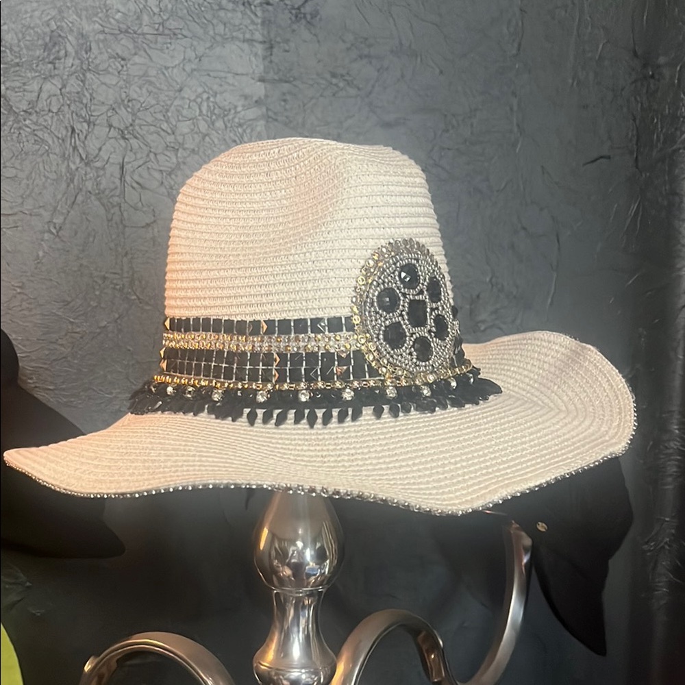 Cream Sun Hat with Wide Brim and Decorative Band
